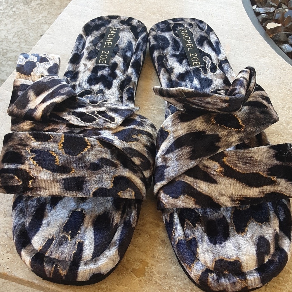 Rachel Zoe animal print velvet slippers size 9
